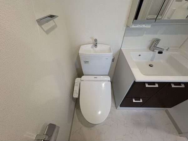 トイレ　同マンション別部屋　イメージ写真