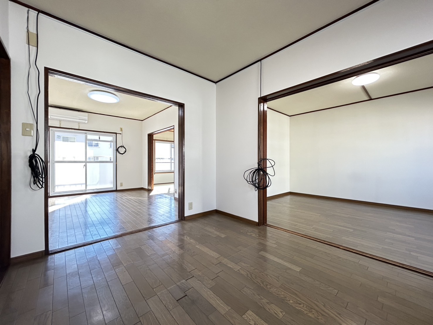 神陵台東住宅54号棟の居間写真