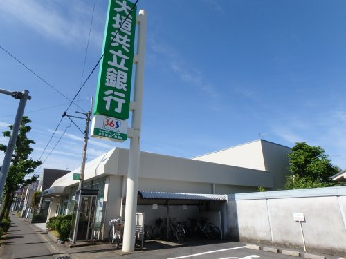 銀行　大垣共立銀行　長良支店（銀行）まで599m