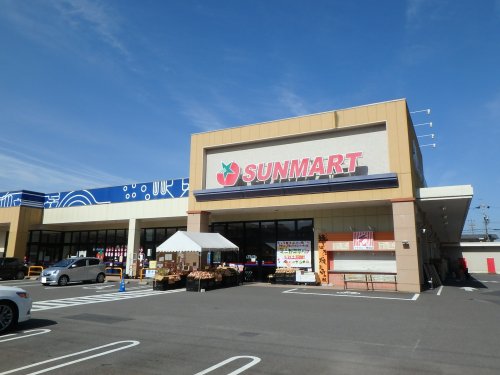 スーパー　サンマートサカイ長良店（スーパー）まで912m