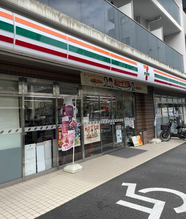 コンビニ　セブンイレブン江東猿江1丁目店（コンビニ）まで136m