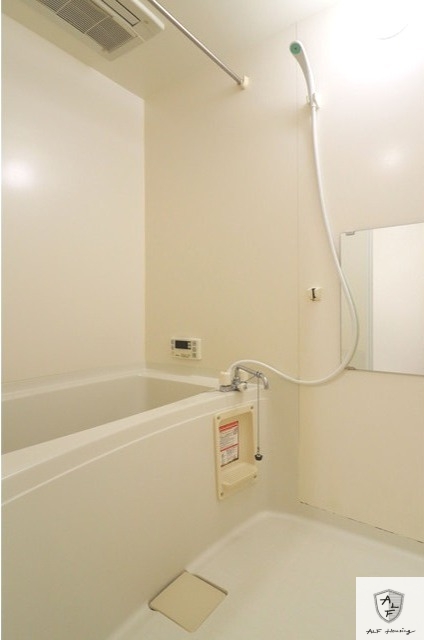 可児市 3階建 築19年の風呂写真