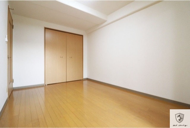 可児市 3階建 築19年の内装写真