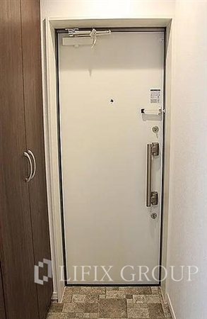 サンクオリティ中野の玄関写真