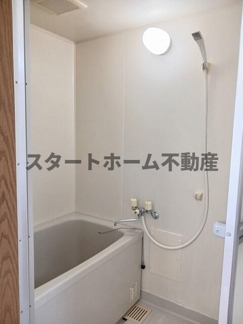 ＪＲ徳島線 石井駅 徒歩13分 2階建 築29年の風呂写真
