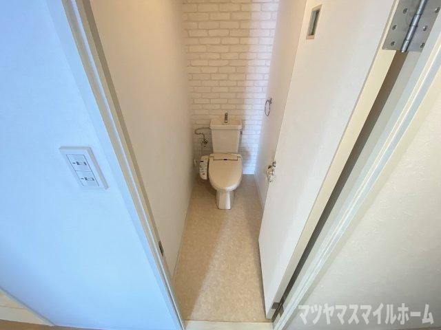 リアライズ荒本のトイレ写真