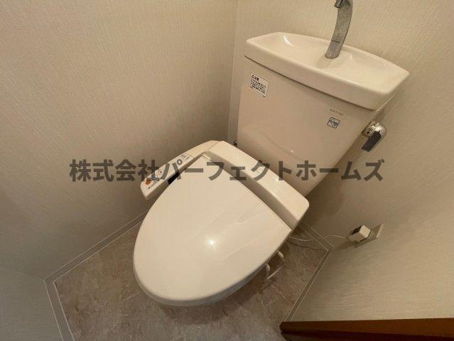トイレ　落ち着いたトイレです