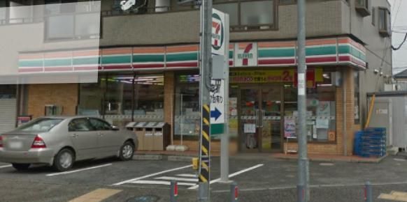 コンビニ　セブンイレブン（コンビニ）まで250m