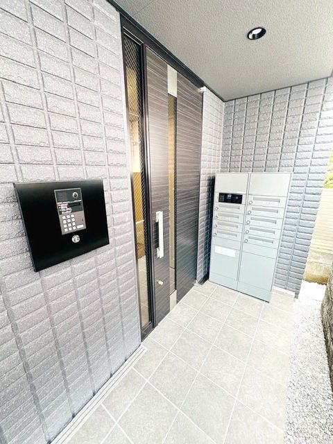 エントランス　エントランス