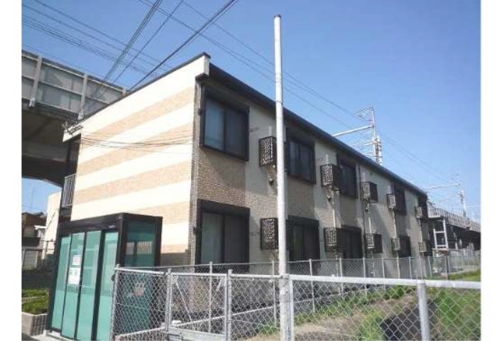 【レオパレス瀬田川の建物外観】