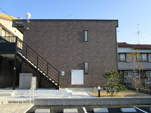 名古屋市南区鳴尾のアパートの建物外観