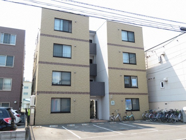 北海道札幌市東区北三十六条東１６（マンション）の賃貸物件の外観