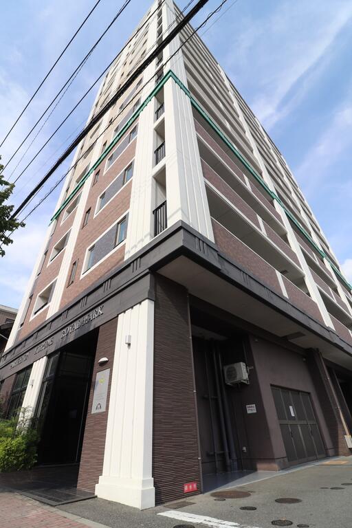 久留米市本町のマンションの建物外観