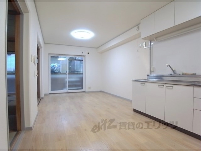 居室・リビング　リビング