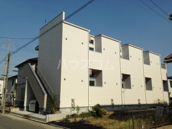 名古屋市中川区荒江町のアパートの建物外観