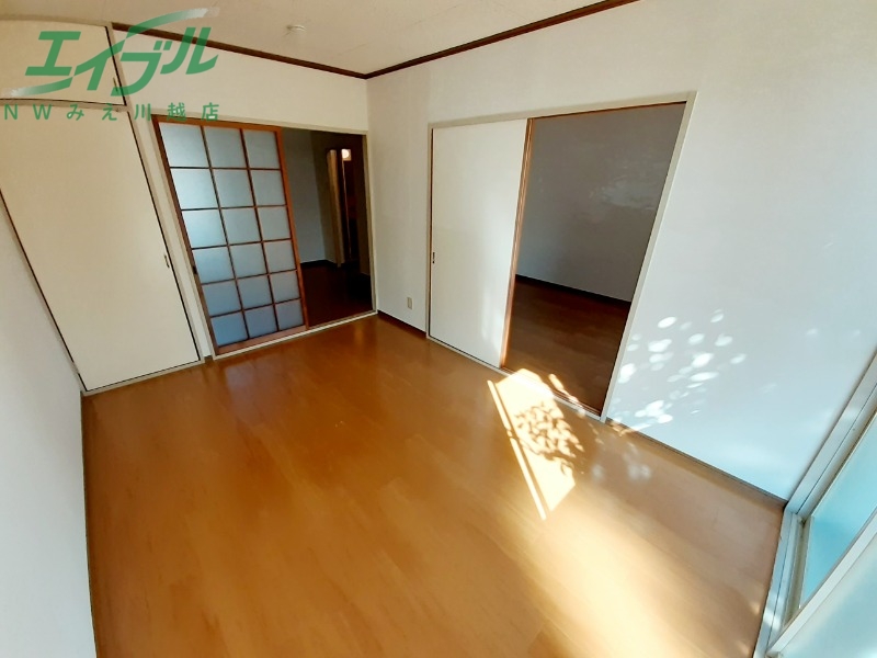 居室・リビング　同型タイプ参考写真