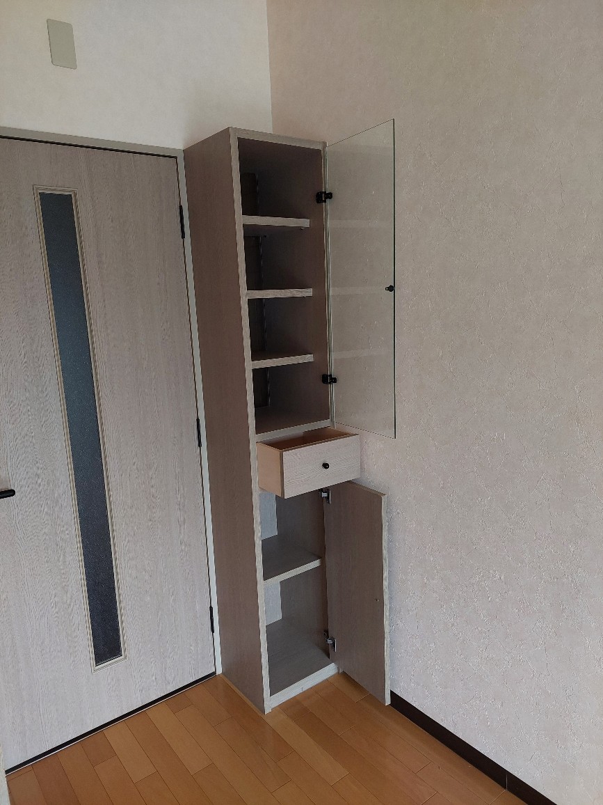 その他設備　食器棚