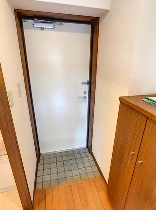 玄関　※別部屋参照