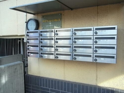 ロビー　メールボックス