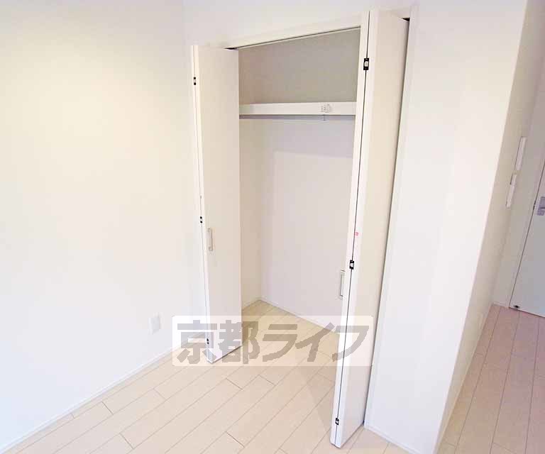 収納　幅のあるクローゼットです。