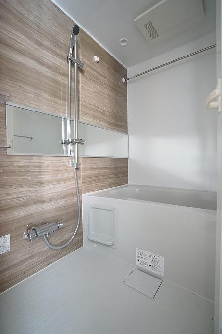 バス・シャワールーム　お風呂です