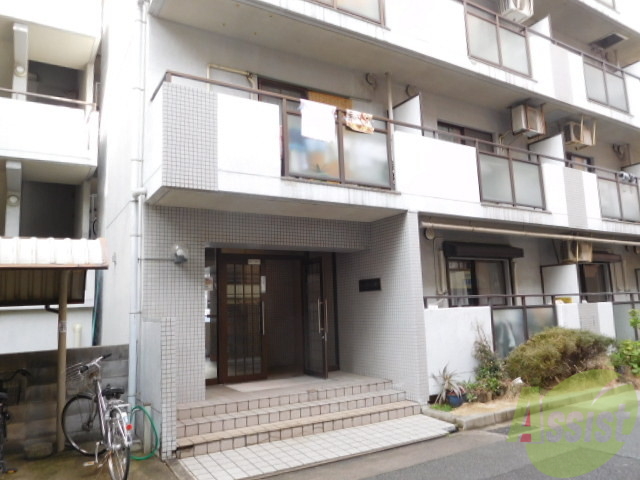 エントランス　管理のしっかりしたエントランスです