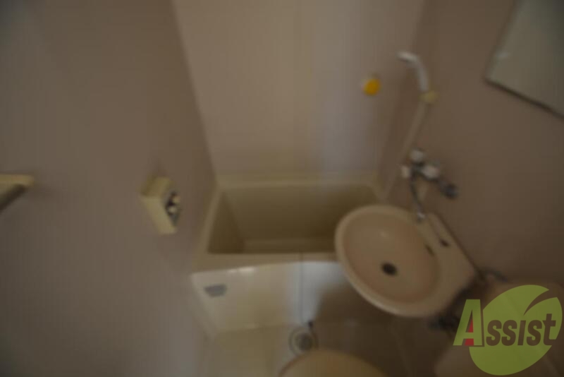 バス・シャワールーム　綺麗なユニット風呂が入ってます。