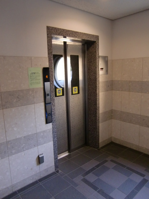 セキュリティ　エレベータ完備