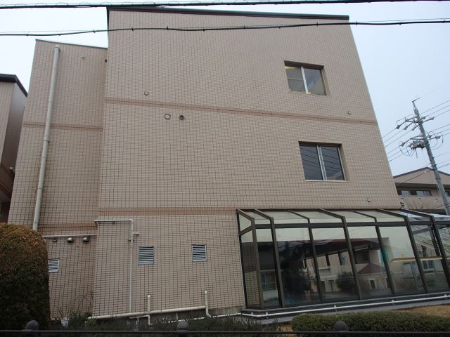 幼稚園・保育園　高坂幼稚園（幼稚園・保育園）まで650m