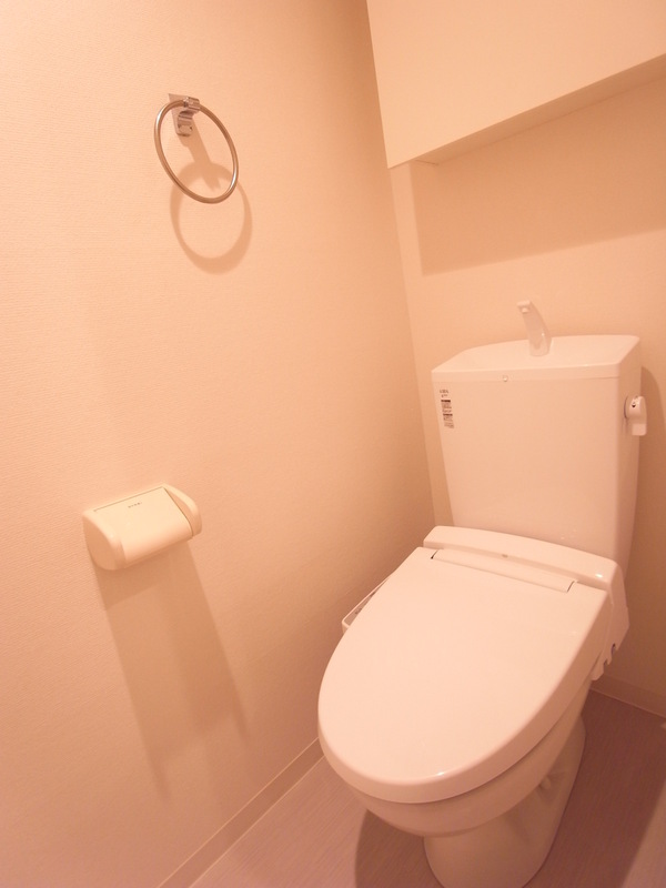 トイレ　落ち着いたトイレです