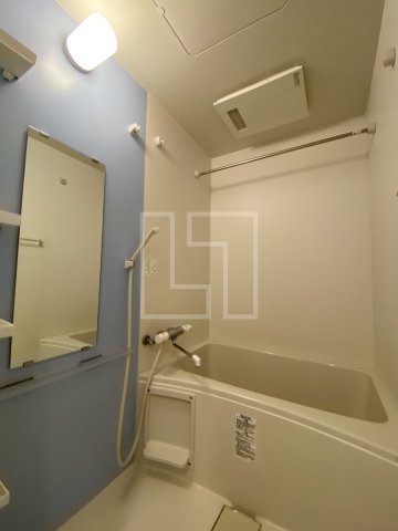 バス・シャワールーム　セレニテ心斎橋グランデ　バスルーム