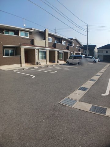 駐車場　駐車スペースもあります