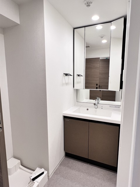 洗面設備　※写真は同タイプ住戸です。