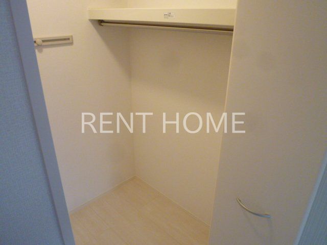 収納　ウォークインクローゼット