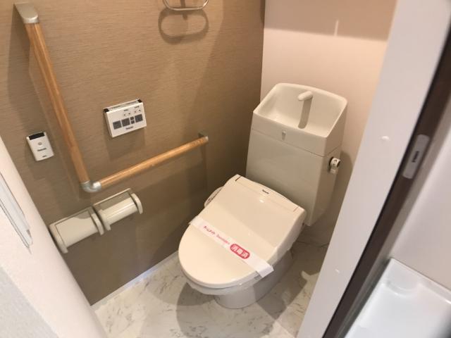 トイレ　トイレ