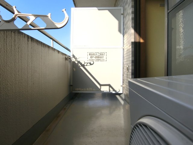 バルコニー　同物件内参考画像