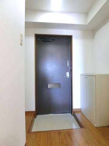 玄関　同物件内参考画像