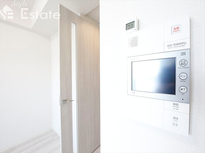 セキュリティ　モニター付きインターホン