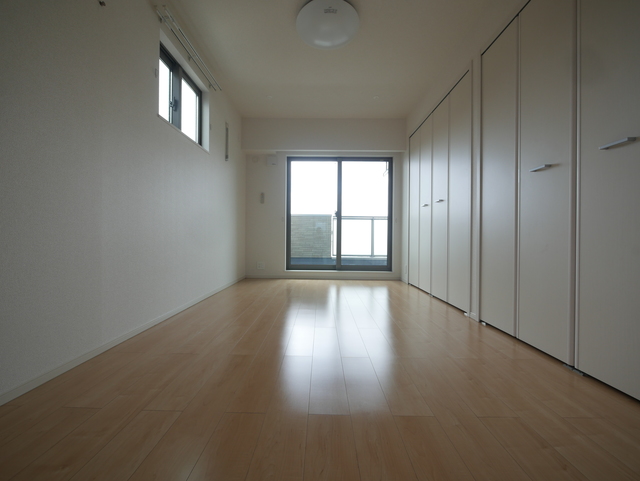 その他部屋・スペース　★明るい洋室で住み心地が良さそうですね★