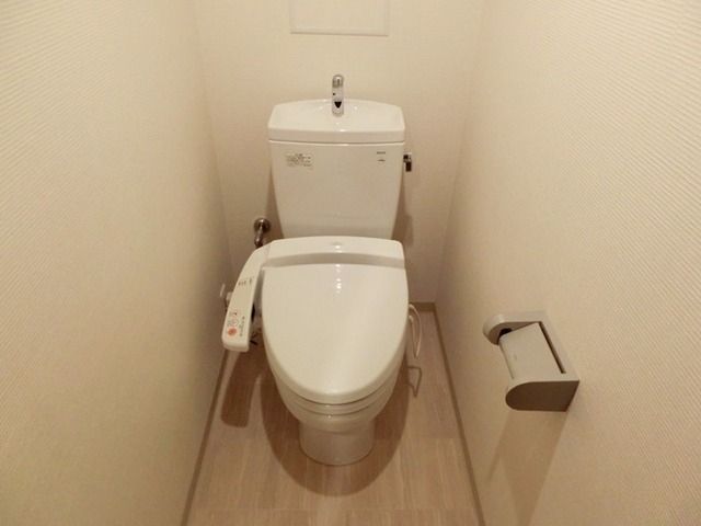 トイレ　★温水洗浄便座★