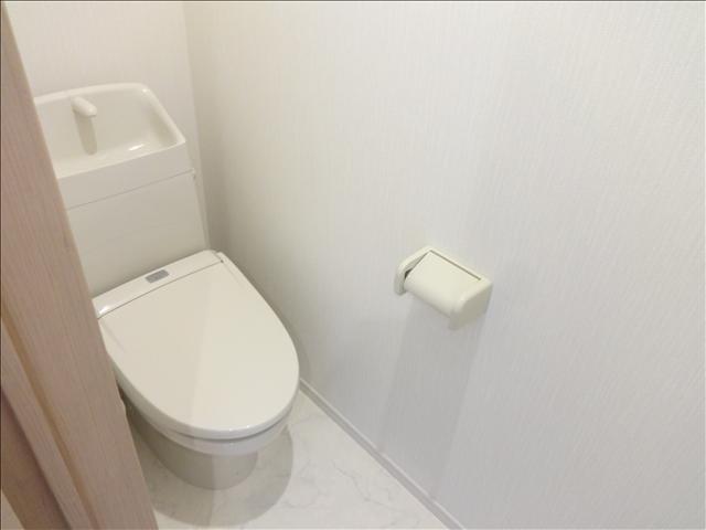 トイレ　清潔感のあるトイレ