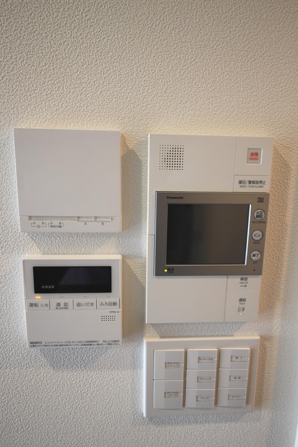 セキュリティ　モニタ付インターホン