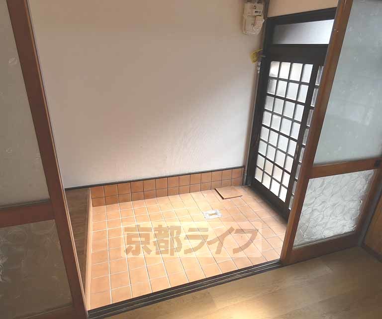 玄関　玄関です。