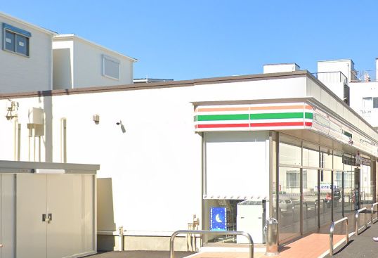 コンビニ　セブンイレブン 大阪喜連西1丁目店（コンビニ）まで550m