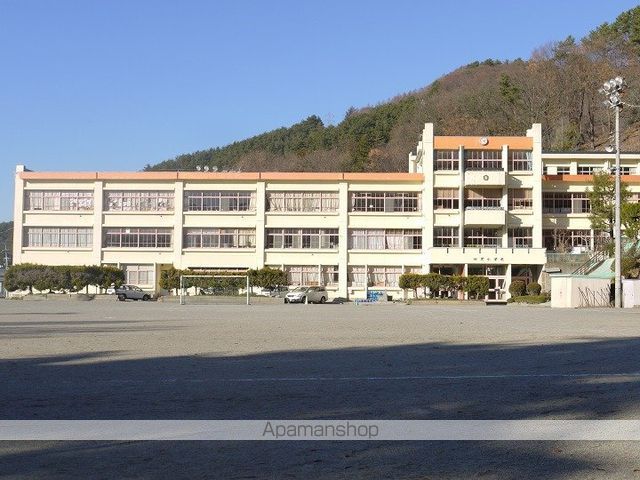小学校　四賀小学校（小学校）まで1039m