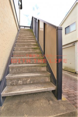 エントランス　建物の内部です