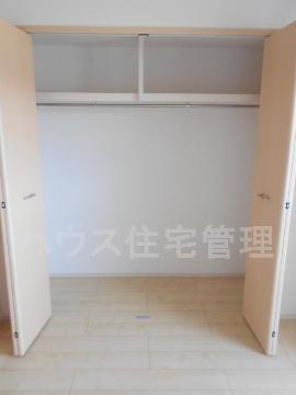 収納　クローゼット