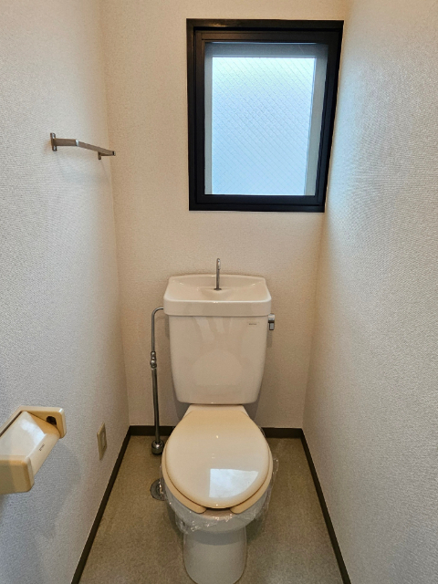 トイレ　ウォシュレットへ変更予定