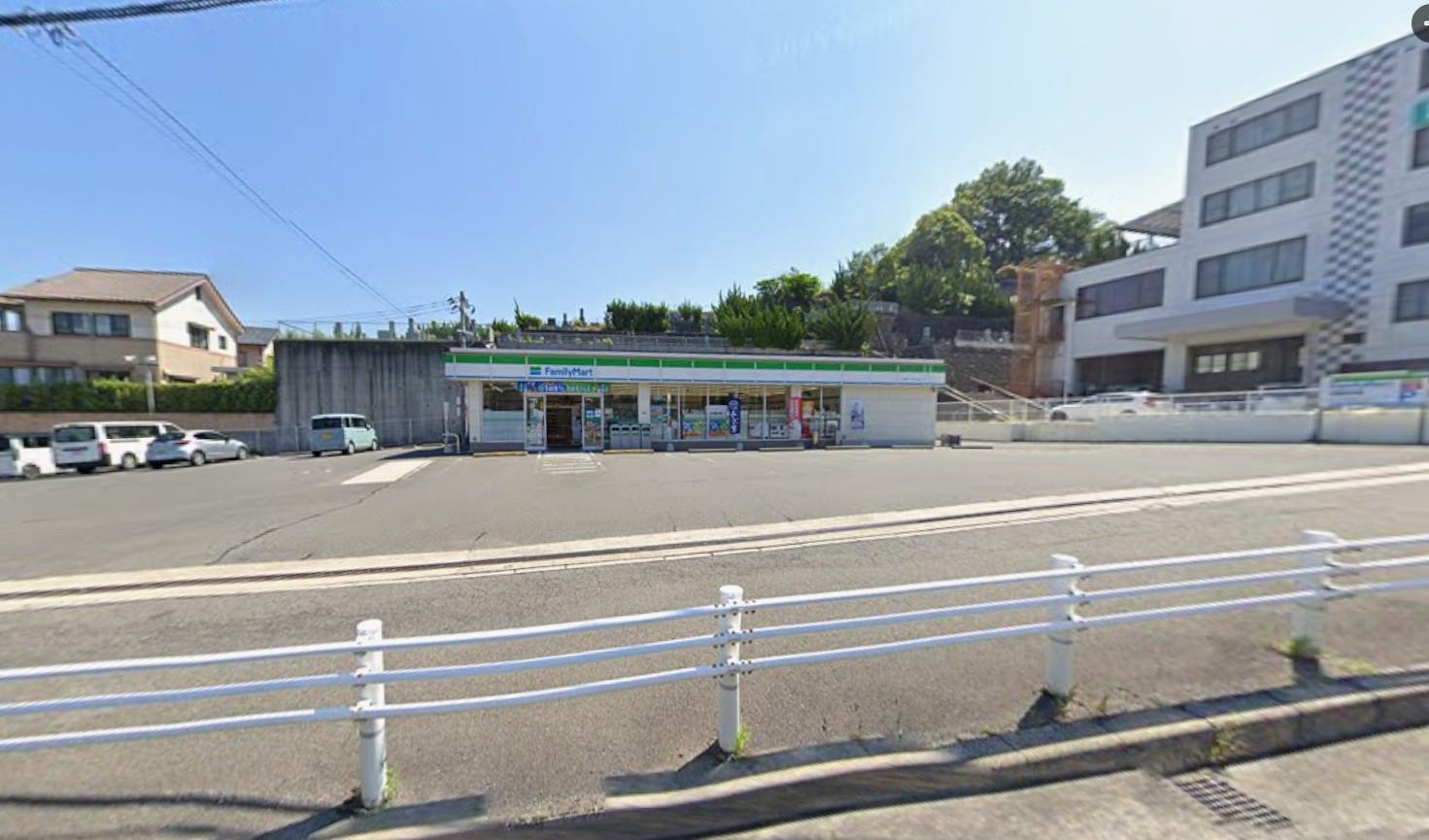 コンビニ　ファミリーマート矢野ニュータウン店（コンビニ）まで648m