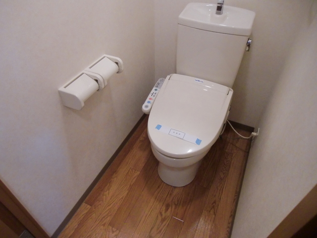 トイレ　ウォシュレット